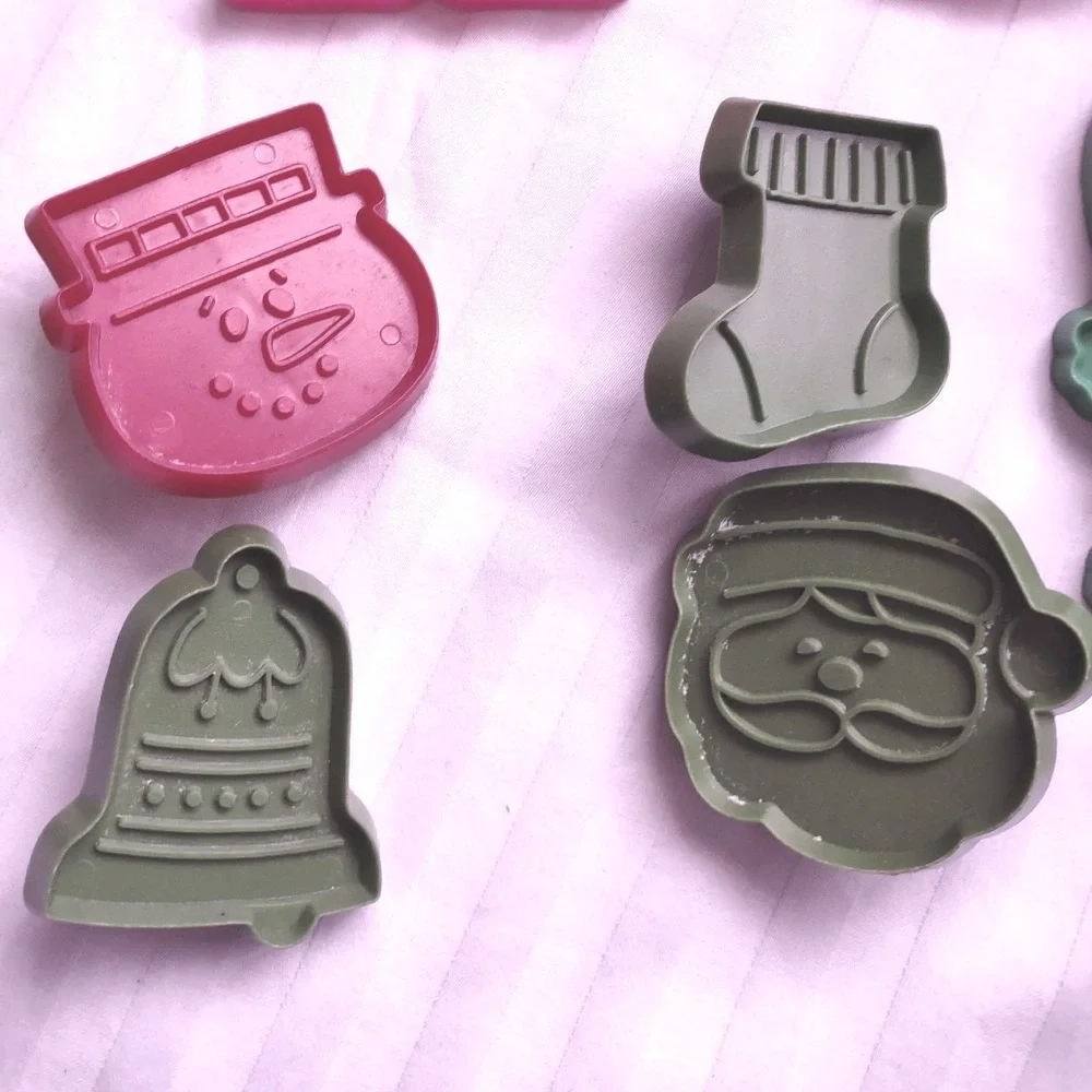 Vintage Hallmark Plastic Cookie Cutters Lot#7 -Christmas Easter St Patrick's Day